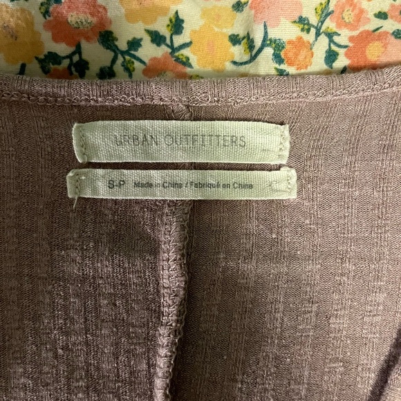 Light purple cropped top. Super cute and comfy. - Picture 2 of 2